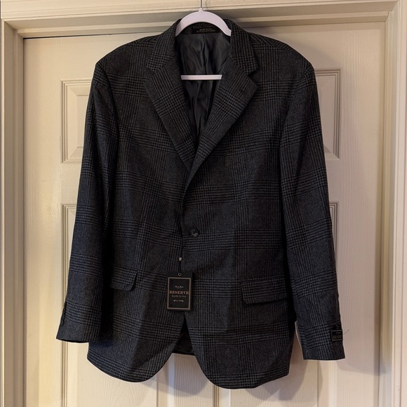 Jos. A. Bank 100% Cashmere Charcoal Plaid Blazer Sz 44R.NWT. Box34